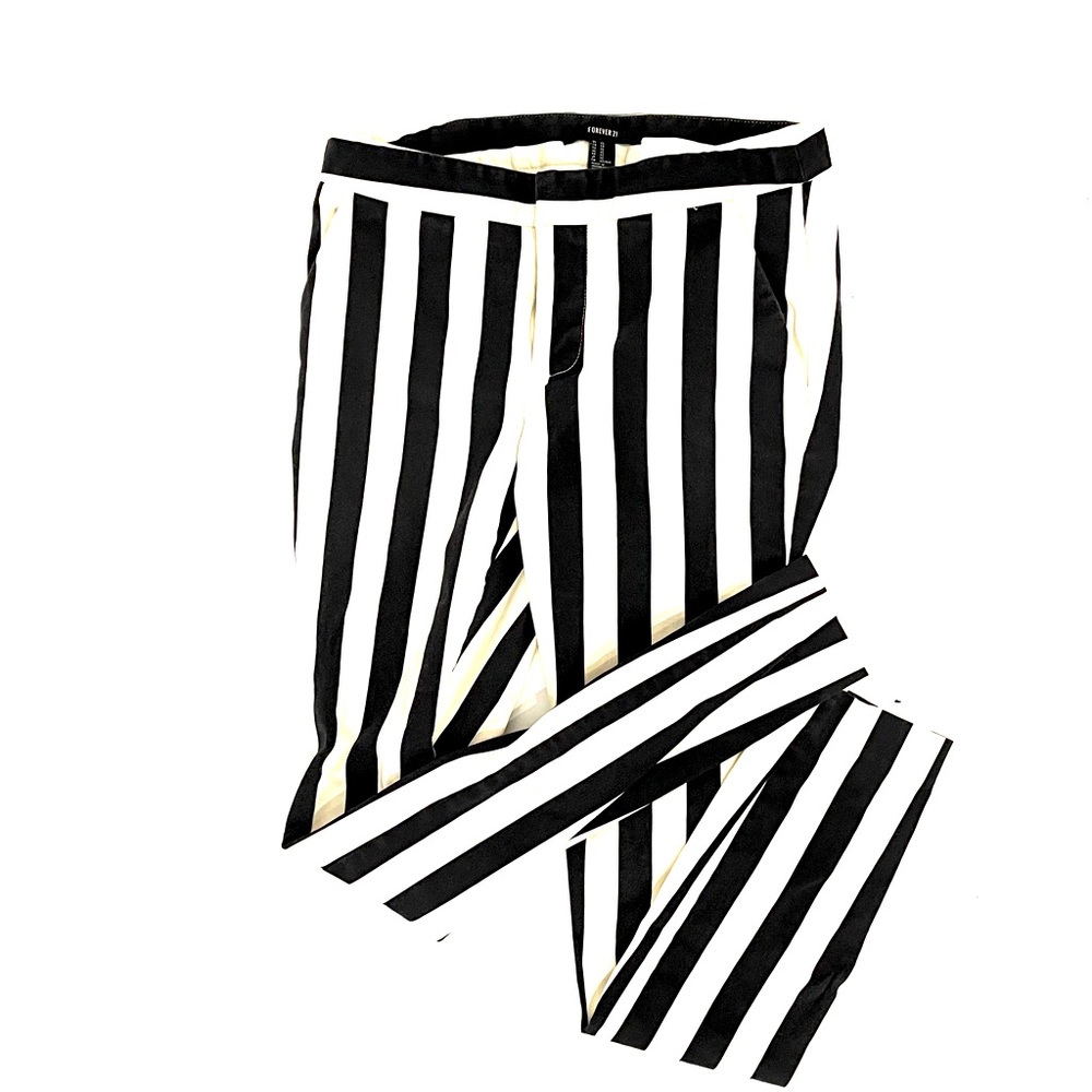 Forever 21 Black & White Striped Pants